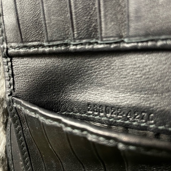 Gucci wallet - Picture 8 of 11